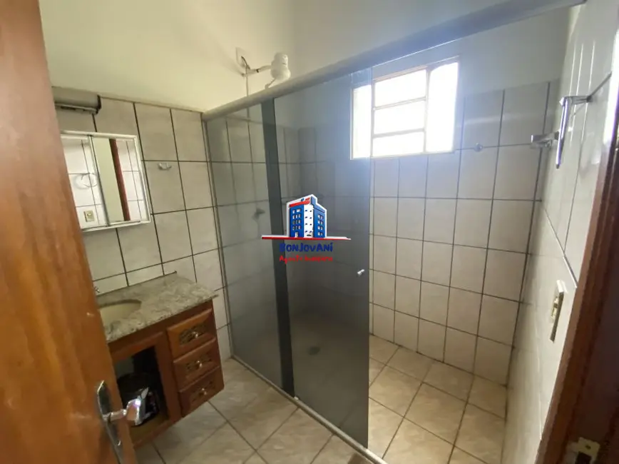 Foto 6 de Fazenda / Haras com 4 quartos para alugar, 300m2 em Fronteira - MG