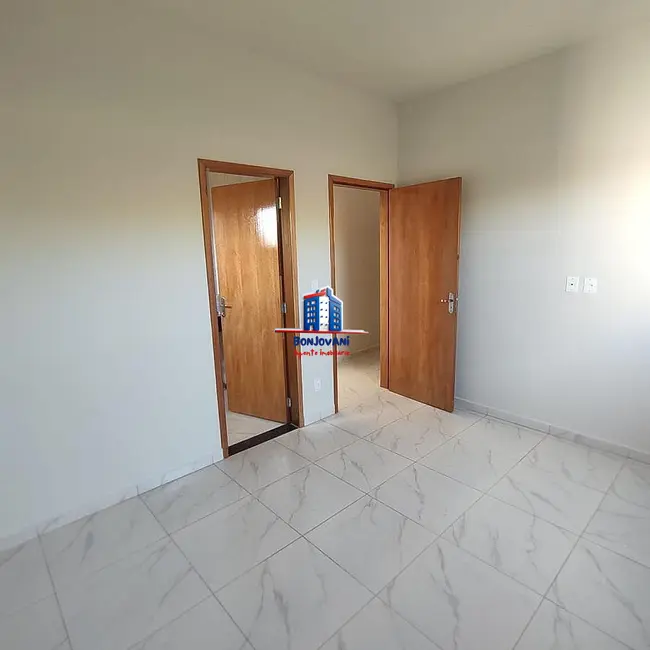 Foto 2 de Casa com 2 quartos à venda, 102m2 em Cedral - SP