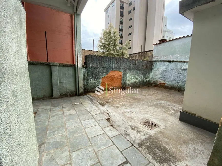 Foto 3 de Casa com 6 quartos à venda, 280m2 em Centro, Juiz De Fora - MG