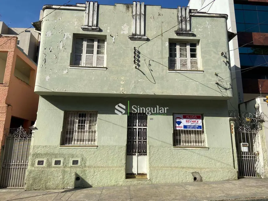 Foto 1 de Casa com 6 quartos à venda, 280m2 em Centro, Juiz De Fora - MG