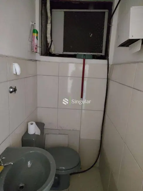 Sala Comercial para alugar, 22m2 em Centro, Juiz De Fora - MG - imagem 4 Foto 4 de Sala Comercial para alugar, 22m2 em Centro, Juiz De Fora - MG