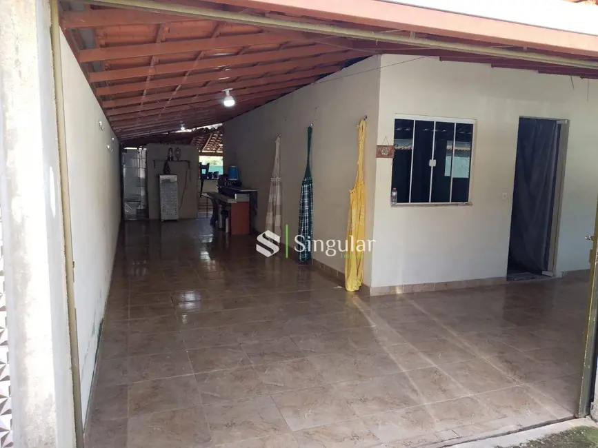 Foto 2 de Casa de Condomínio com 2 quartos à venda, 300m2 em Chacara - MG