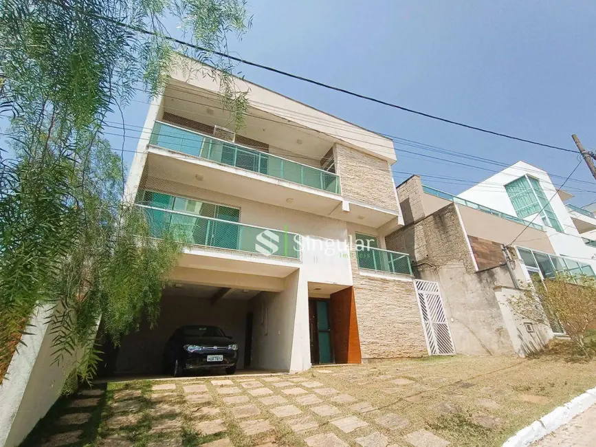 Foto 1 de Casa de Condomínio com 4 quartos à venda e para alugar, 360m2 em Santos Dumont, Juiz De Fora - MG