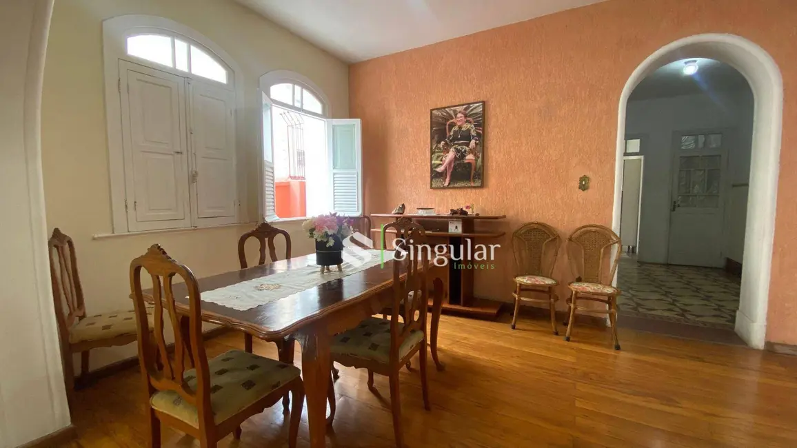 Casa com 5 quartos para alugar, 832m2 em Centro, Juiz De Fora - MG - imagem 5 Foto 5 de Casa com 5 quartos para alugar, 832m2 em Centro, Juiz De Fora - MG