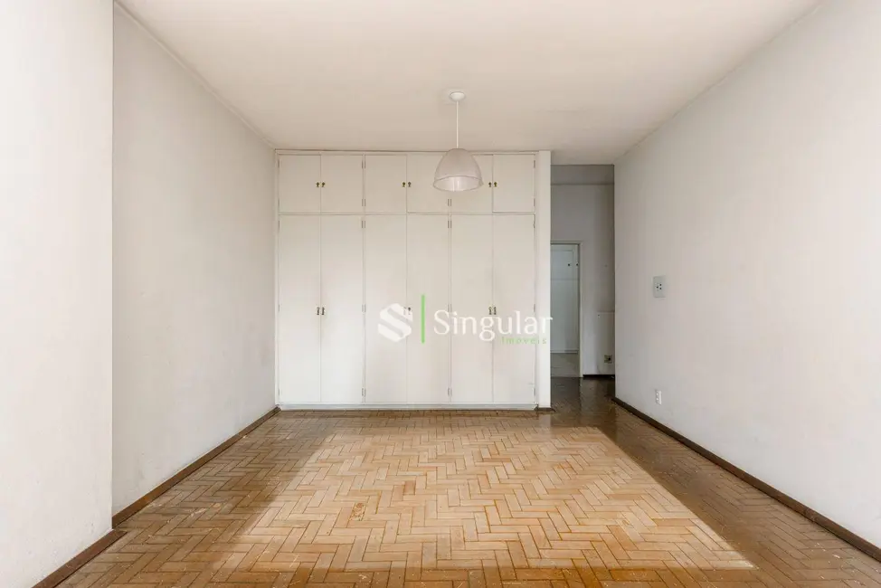Apartamento com 3 quartos à venda, 500m2 em Centro, Juiz De Fora - MG - imagem 6 Foto 6 de Apartamento com 3 quartos à venda, 500m2 em Centro, Juiz De Fora - MG