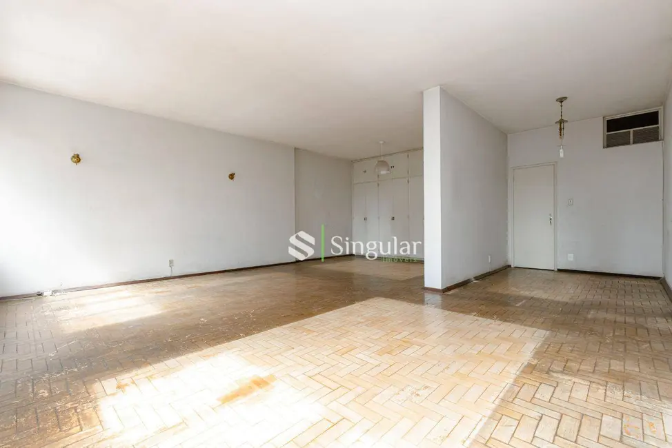 Apartamento com 3 quartos à venda, 500m2 em Centro, Juiz De Fora - MG - imagem 4 Foto 4 de Apartamento com 3 quartos à venda, 500m2 em Centro, Juiz De Fora - MG
