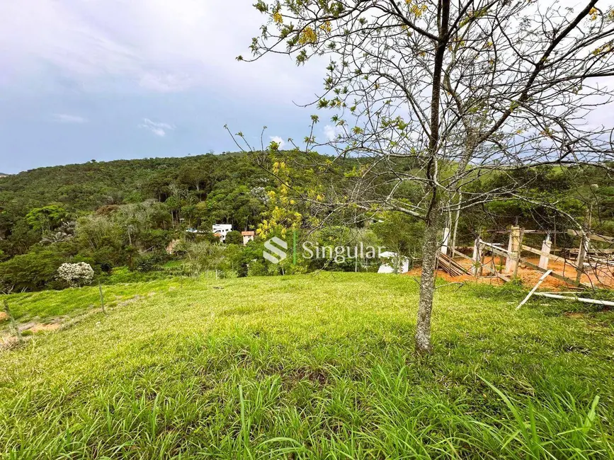 Terreno / Lote à venda, 948m2 em Juiz De Fora - MG - imagem 5 Foto 5 de Terreno / Lote à venda, 948m2 em Juiz De Fora - MG
