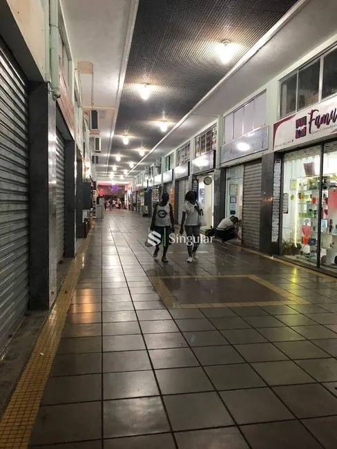 Loja à venda e para alugar, 39m2 em Centro, Juiz De Fora - MG - imagem 6 Foto 6 de Loja à venda e para alugar, 39m2 em Centro, Juiz De Fora - MG