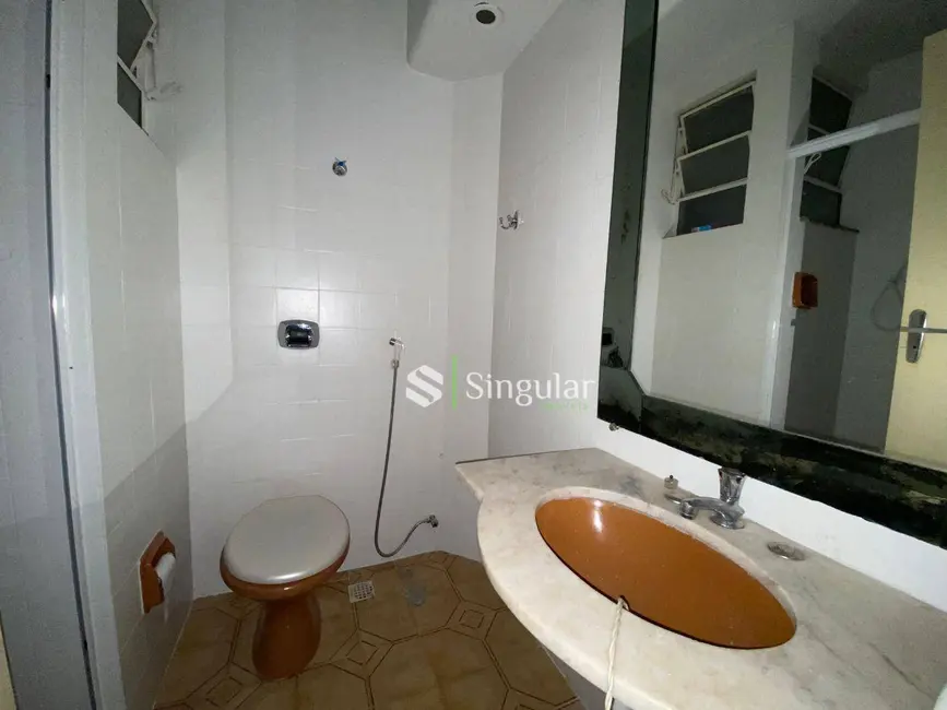 Apartamento com 2 quartos à venda e para alugar, 555m2 em Centro, Juiz De Fora - MG - imagem 6 Foto 6 de Apartamento com 2 quartos à venda e para alugar, 555m2 em Centro, Juiz De Fora - MG