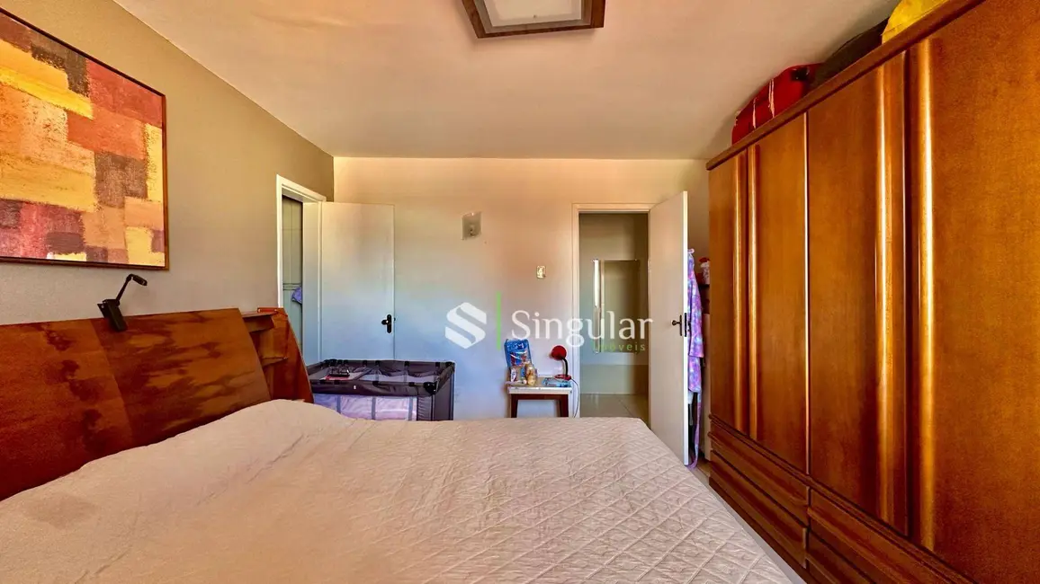 Foto 4 de Casa com 3 quartos à venda, 360m2 em Paineiras, Juiz De Fora - MG