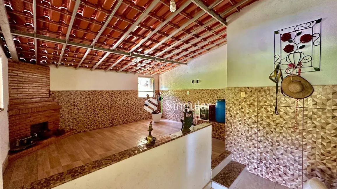 Foto 3 de Chácara com 3 quartos à venda, 10000m2 em Juiz De Fora - MG