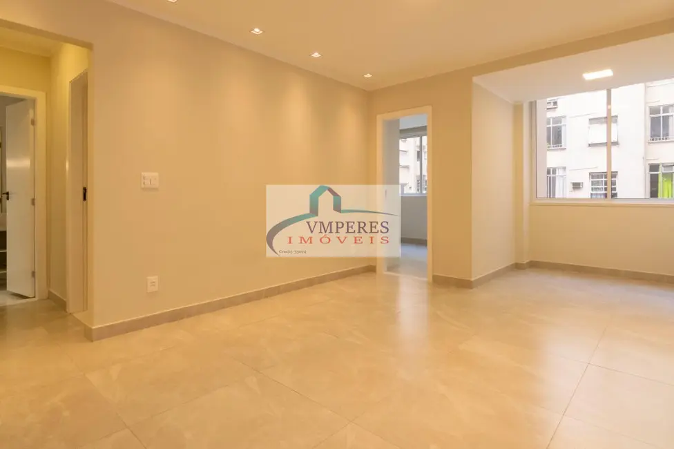 Foto 6 de Apartamento com 2 quartos à venda, 75m2 em Copacabana, Rio De Janeiro - RJ
