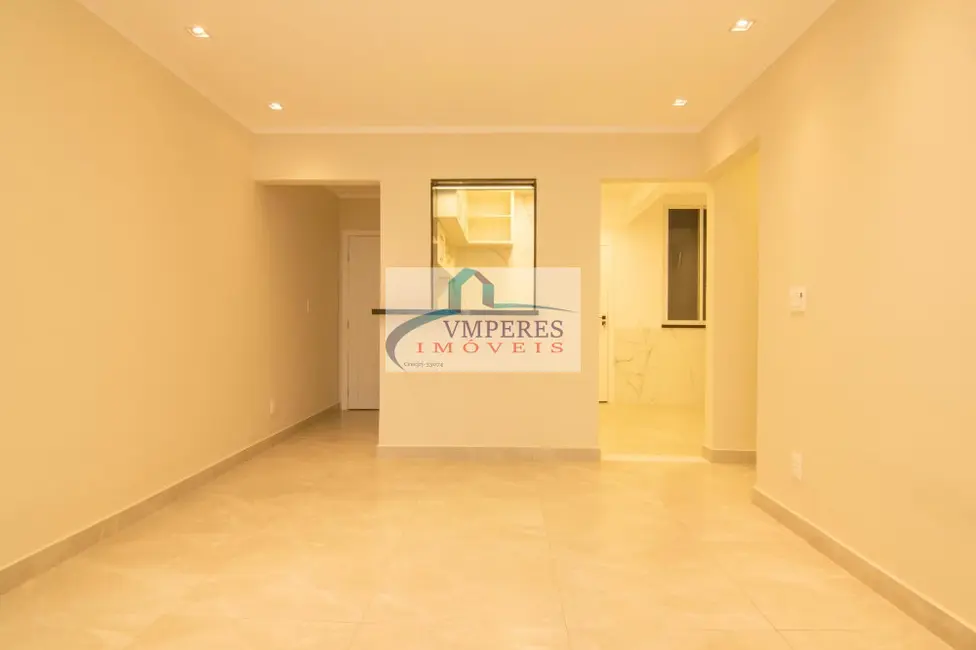 Foto 4 de Apartamento com 2 quartos à venda, 75m2 em Copacabana, Rio De Janeiro - RJ