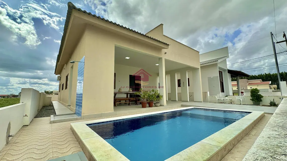Foto 1 de Casa de Condomínio com 3 quartos à venda, 300m2 em Pedras De Fogo - PB