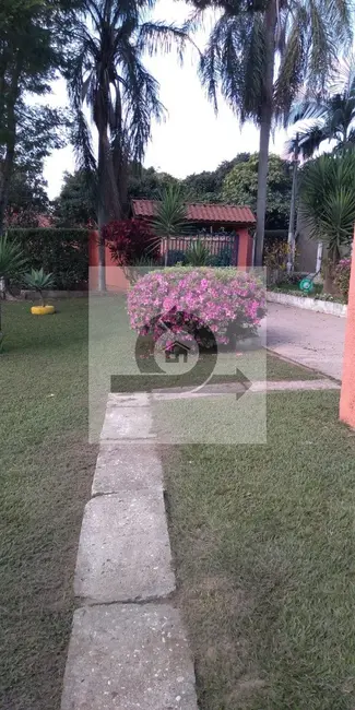 Foto 2 de Chácara com 3 quartos à venda, 200m2 em Tiete - SP