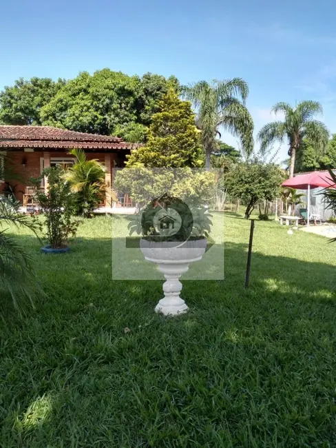 Chácara com 3 quartos à venda, 200m2 em Tiete - SP - imagem 3 Foto 3 de Chácara com 3 quartos à venda, 200m2 em Tiete - SP