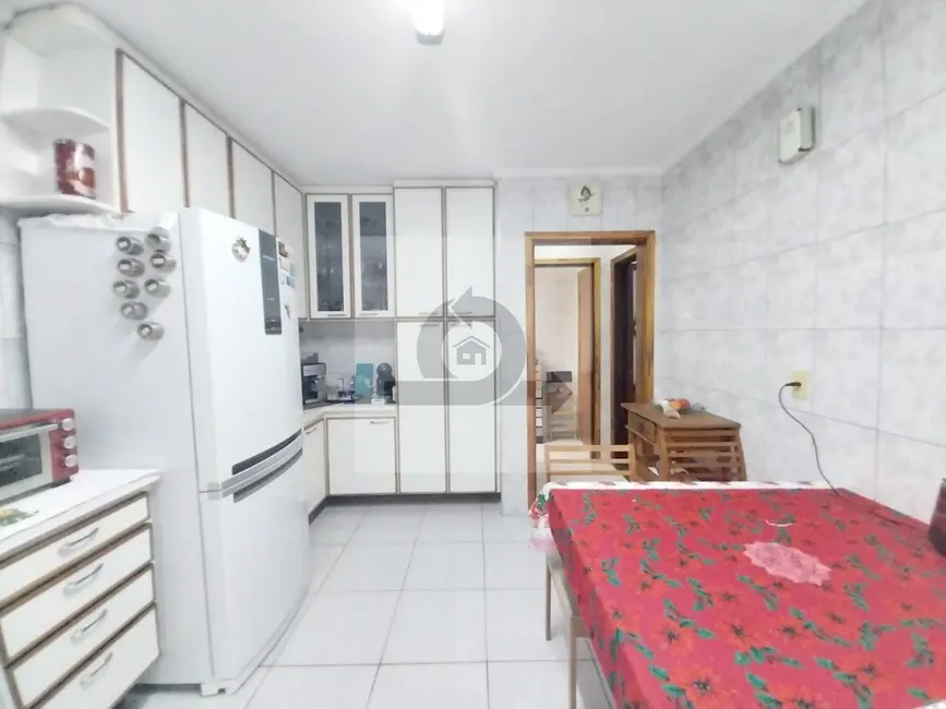 Foto 2 de Casa com 3 quartos à venda, 112m2 em Vila Scarpelli, Santo Andre - SP