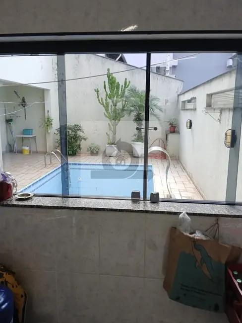 Casa com 5 quartos à venda, 540m2 em Jardim, Santo Andre - SP - imagem 4 Foto 4 de Casa com 5 quartos à venda, 540m2 em Jardim, Santo Andre - SP