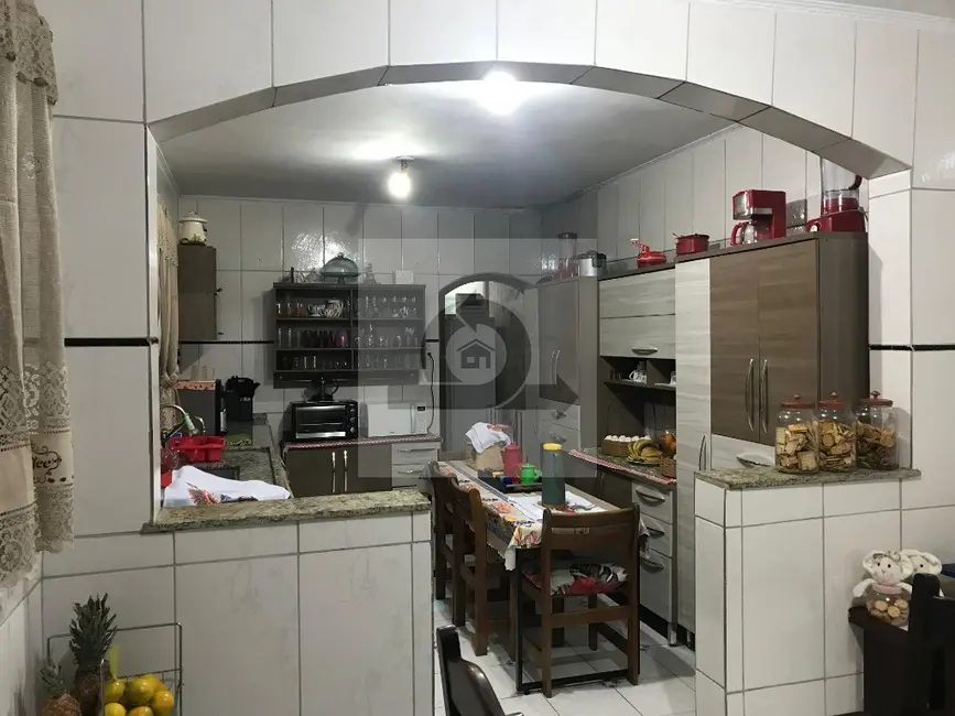 Casa com 3 quartos à venda, 188m2 em Jardim Las Vegas, Santo Andre - SP - imagem 7 Foto 7 de Casa com 3 quartos à venda, 188m2 em Jardim Las Vegas, Santo Andre - SP