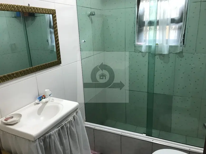 Casa com 3 quartos à venda, 188m2 em Jardim Las Vegas, Santo Andre - SP - imagem 4 Foto 4 de Casa com 3 quartos à venda, 188m2 em Jardim Las Vegas, Santo Andre - SP