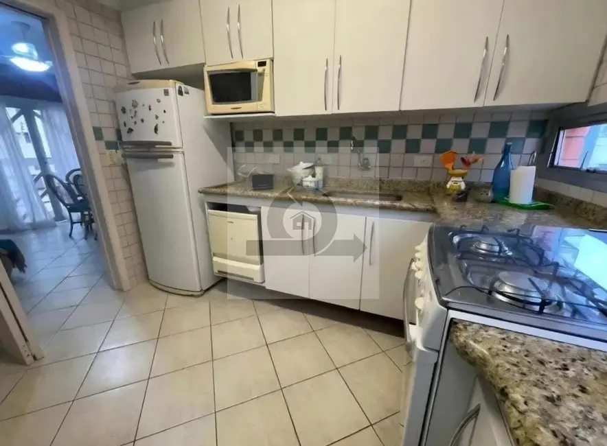 Foto 3 de Apartamento com 2 quartos à venda, 60m2 em Enseada, Guaruja - SP