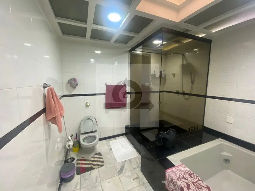 Casa com 4 quartos à venda, 423m2 em Vila Pires, Santo Andre - SP - imagem 4 Foto 4 de Casa com 4 quartos à venda, 423m2 em Vila Pires, Santo Andre - SP