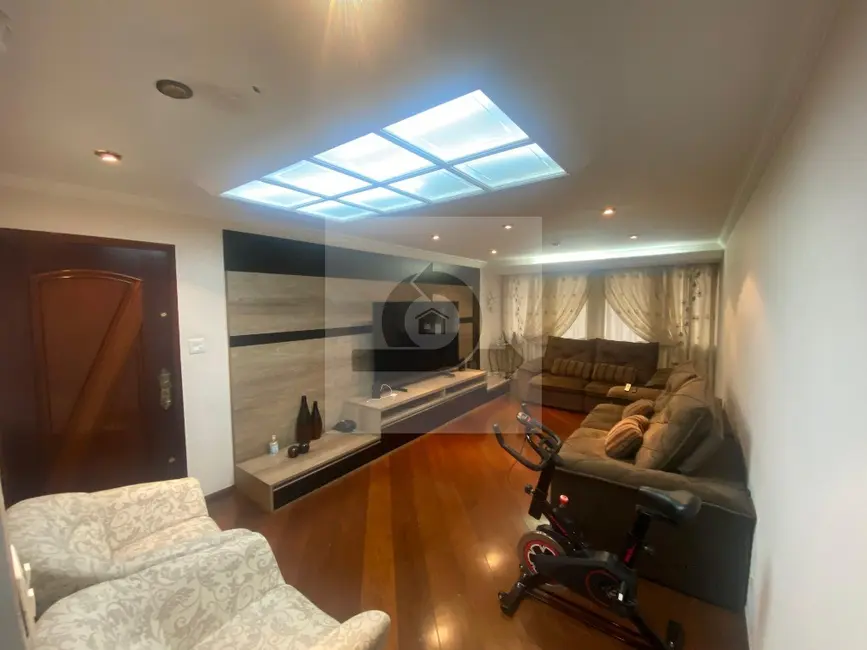 Casa com 4 quartos à venda, 423m2 em Vila Pires, Santo Andre - SP - imagem 1 Foto 1 de Casa com 4 quartos à venda, 423m2 em Vila Pires, Santo Andre - SP
