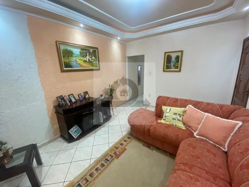 Casa com 3 quartos à venda, 294m2 em Vila Pires, Santo Andre - SP - imagem 1 Foto 1 de Casa com 3 quartos à venda, 294m2 em Vila Pires, Santo Andre - SP