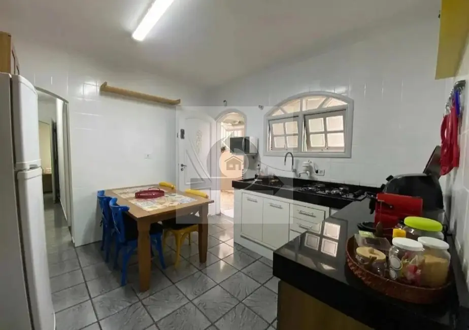 Casa com 3 quartos à venda, 194m2 em Parque Gerassi, Santo Andre - SP - imagem 2 Foto 2 de Casa com 3 quartos à venda, 194m2 em Parque Gerassi, Santo Andre - SP
