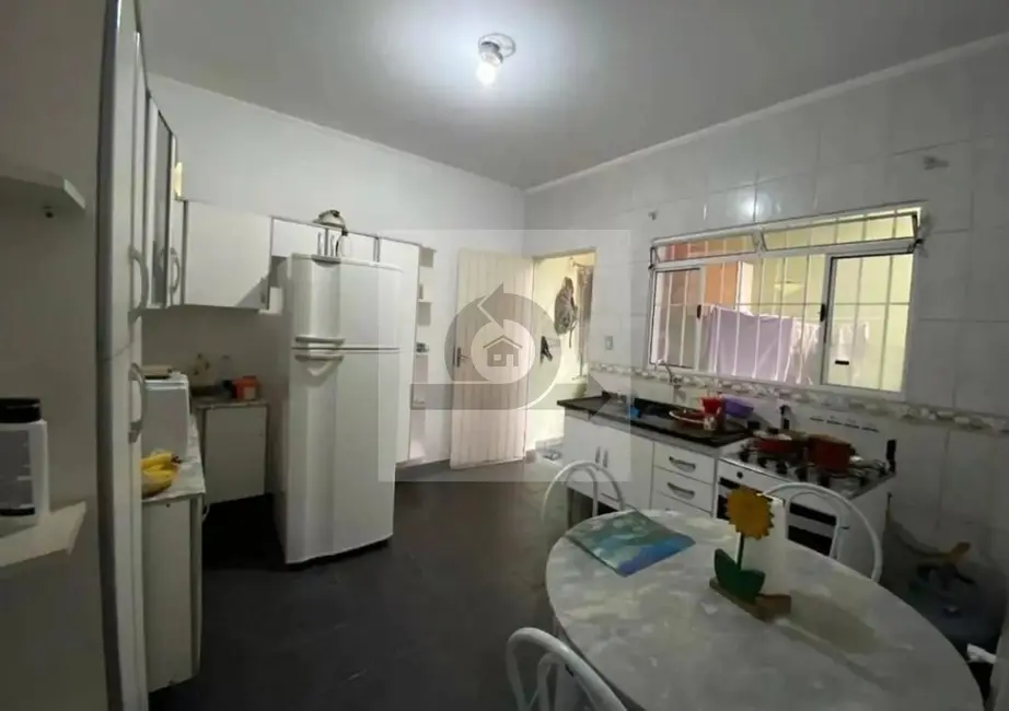 Casa com 3 quartos à venda, 194m2 em Parque Gerassi, Santo Andre - SP - imagem 1 Foto 1 de Casa com 3 quartos à venda, 194m2 em Parque Gerassi, Santo Andre - SP