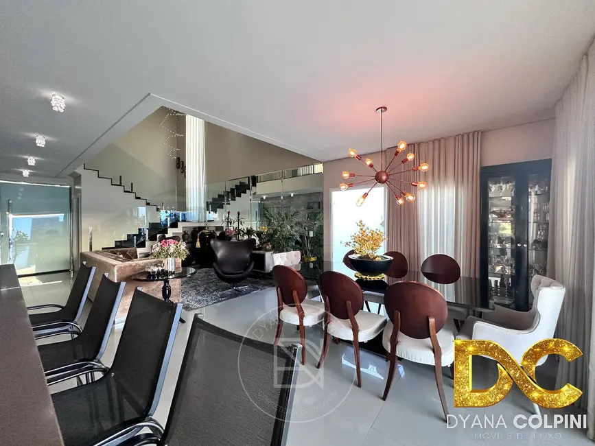 Casa de Condomínio com 4 quartos à venda, 282m2 em Jardim Itália, Cuiaba - MT - imagem 9 Foto 9 de Casa de Condomínio com 4 quartos à venda, 282m2 em Jardim Itália, Cuiaba - MT