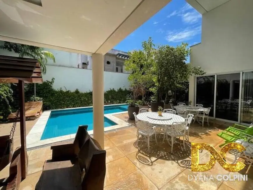 Casa de Condomínio com 5 quartos à venda, 600m2 em Jardim Itália, Cuiaba - MT - imagem 6 Foto 6 de Casa de Condomínio com 5 quartos à venda, 600m2 em Jardim Itália, Cuiaba - MT