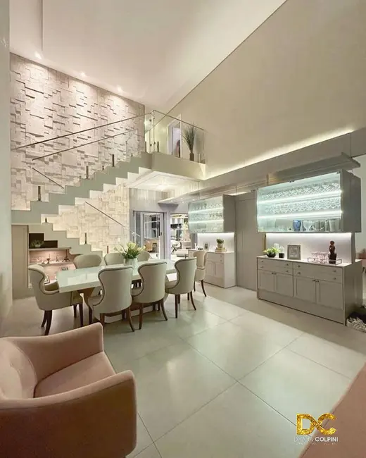 Casa de Condomínio com 4 quartos à venda, 276m2 em Ribeirão do Lipa, Cuiaba - MT - imagem 7 Foto 7 de Casa de Condomínio com 4 quartos à venda, 276m2 em Ribeirão do Lipa, Cuiaba - MT