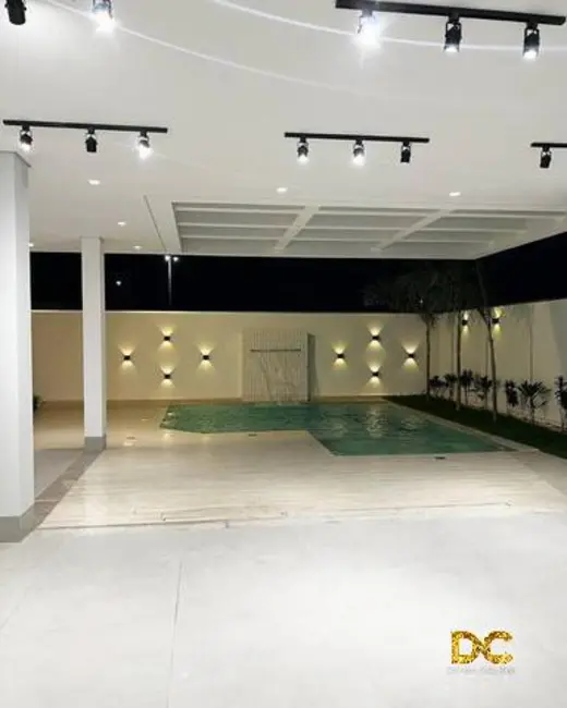 Foto 7 de Casa de Condomínio com 3 quartos à venda, 348m2 em Petrópolis, Varzea Grande - MT