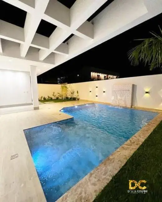 Foto 6 de Casa de Condomínio com 3 quartos à venda, 348m2 em Petrópolis, Varzea Grande - MT