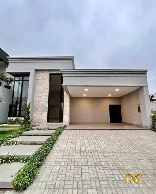 Foto 1 de Casa de Condomínio com 3 quartos à venda, 239m2 em Santa Rosa, Cuiaba - MT