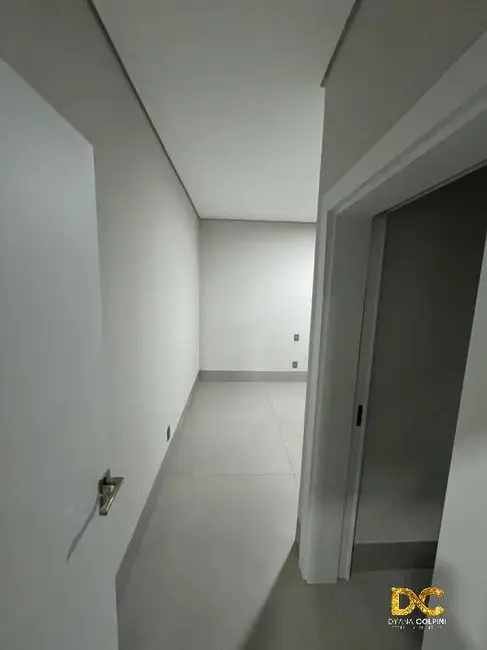 Foto 9 de Casa de Condomínio com 3 quartos à venda, 239m2 em Santa Rosa, Cuiaba - MT