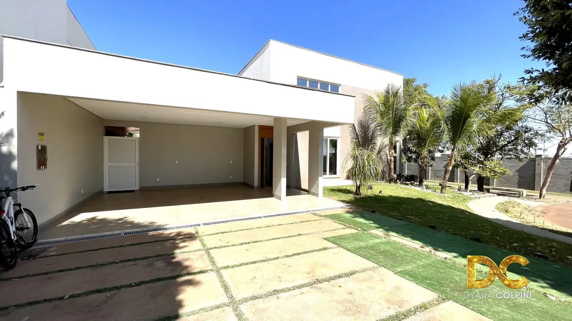 Foto 2 de Casa de Condomínio com 3 quartos à venda, 330m2 em Jardim Imperial, Cuiaba - MT