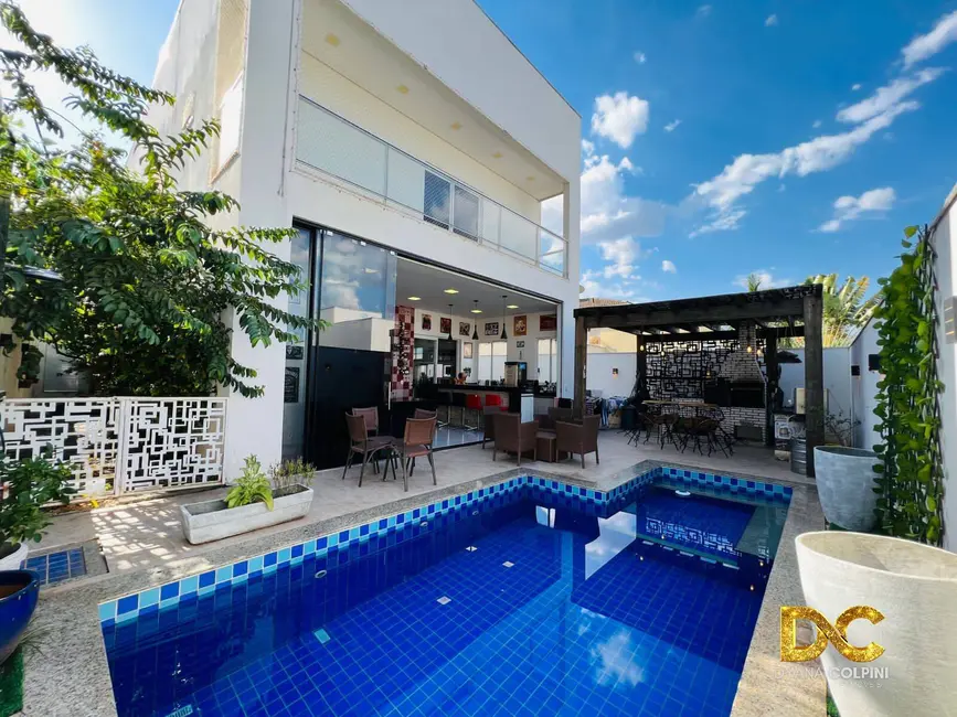 Foto 2 de Casa de Condomínio com 4 quartos à venda, 333m2 em Jardim Imperial, Cuiaba - MT