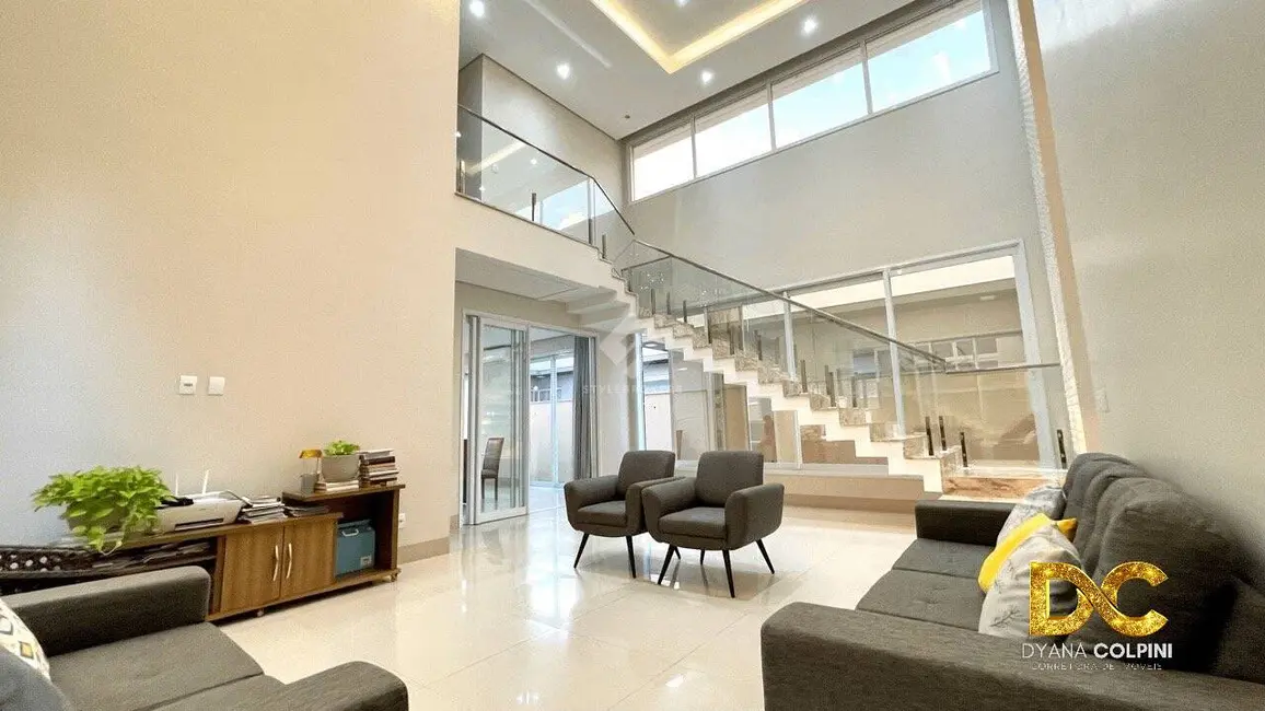 Casa de Condomínio com 4 quartos à venda, 250m2 em Jardim Imperial, Cuiaba - MT - imagem 3 Foto 3 de Casa de Condomínio com 4 quartos à venda, 250m2 em Jardim Imperial, Cuiaba - MT