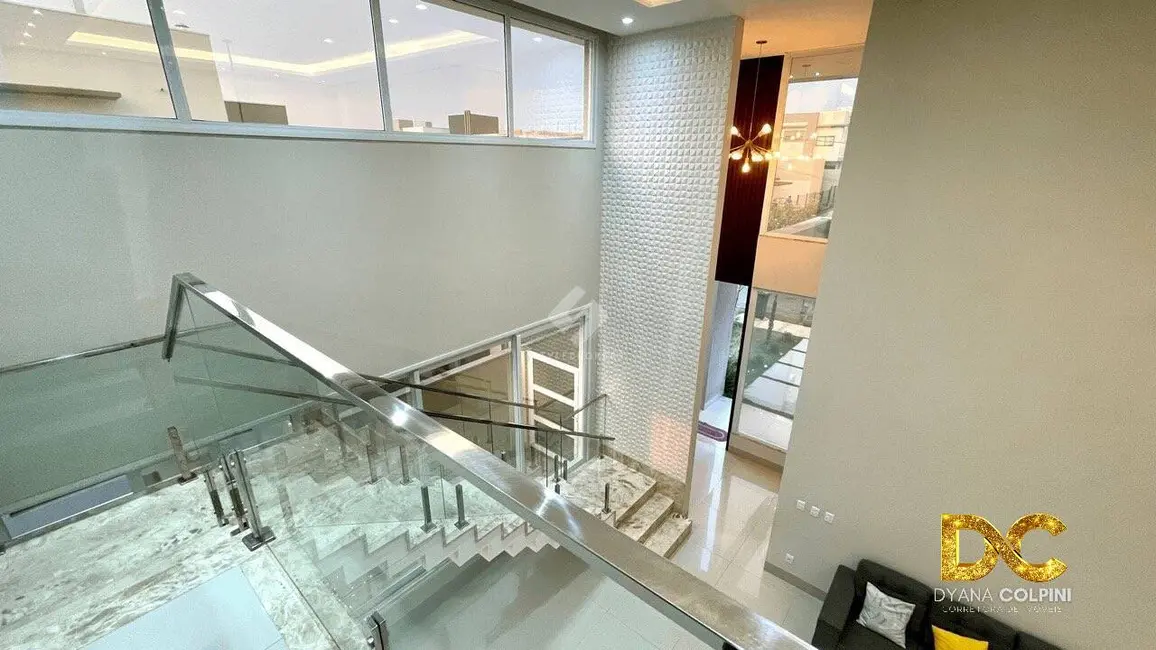 Casa de Condomínio com 4 quartos à venda, 250m2 em Jardim Imperial, Cuiaba - MT - imagem 5 Foto 5 de Casa de Condomínio com 4 quartos à venda, 250m2 em Jardim Imperial, Cuiaba - MT