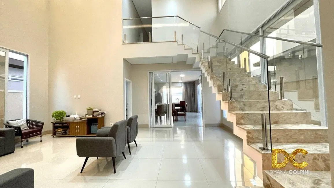 Foto 2 de Casa de Condomínio com 4 quartos à venda, 250m2 em Jardim Imperial, Cuiaba - MT