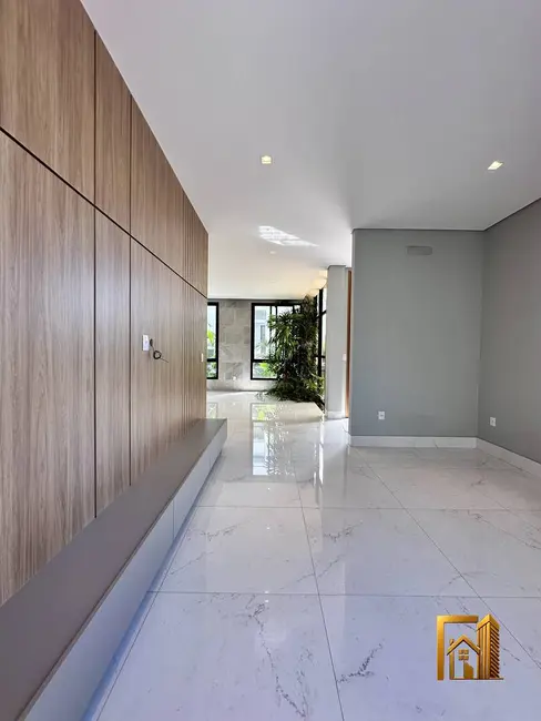 Casa de Condomínio com 4 quartos à venda, 354m2 em Santa Rosa, Cuiaba - MT - imagem 8 Foto 8 de Casa de Condomínio com 4 quartos à venda, 354m2 em Santa Rosa, Cuiaba - MT