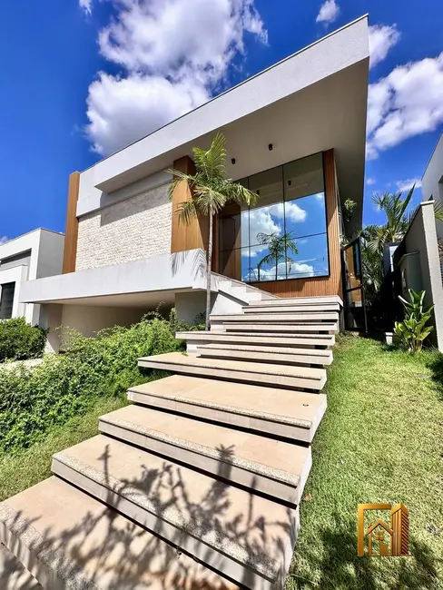 Casa de Condomínio com 4 quartos à venda, 354m2 em Santa Rosa, Cuiaba - MT - imagem 2 Foto 2 de Casa de Condomínio com 4 quartos à venda, 354m2 em Santa Rosa, Cuiaba - MT