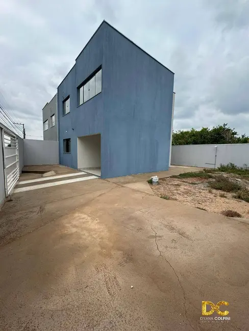 Casa com 3 quartos à venda, 128m2 em Jardim Universitário, Cuiaba - MT - imagem 4 Foto 4 de Casa com 3 quartos à venda, 128m2 em Jardim Universitário, Cuiaba - MT