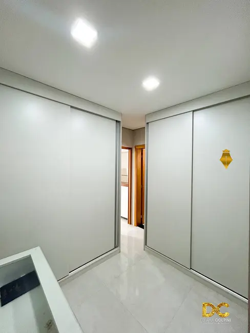 Casa de Condomínio com 4 quartos à venda, 289m2 em Cuiaba - MT - imagem 5 Foto 5 de Casa de Condomínio com 4 quartos à venda, 289m2 em Cuiaba - MT
