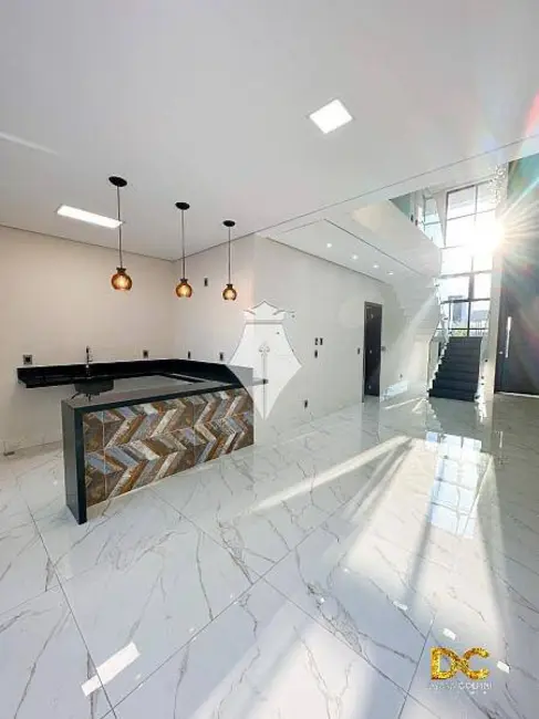 Casa de Condomínio com 3 quartos à venda, 222m2 em Cuiaba - MT - imagem 9 Foto 9 de Casa de Condomínio com 3 quartos à venda, 222m2 em Cuiaba - MT