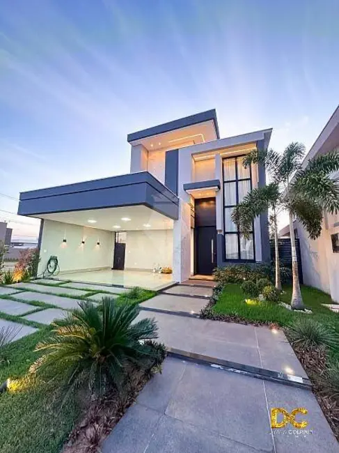 Foto 1 de Casa de Condomínio com 4 quartos à venda, 232m2 em Cuiaba - MT