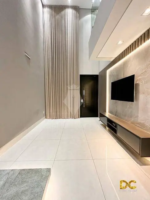 Foto 3 de Casa de Condomínio com 4 quartos à venda, 232m2 em Cuiaba - MT