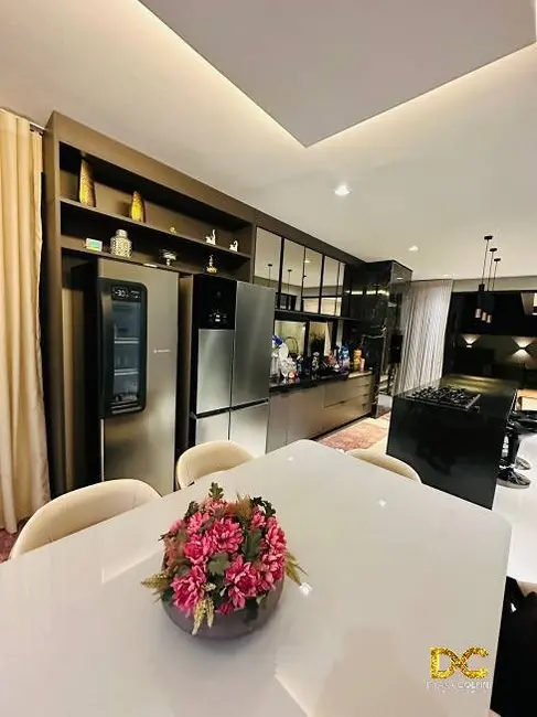 Foto 8 de Casa de Condomínio com 4 quartos à venda, 232m2 em Cuiaba - MT